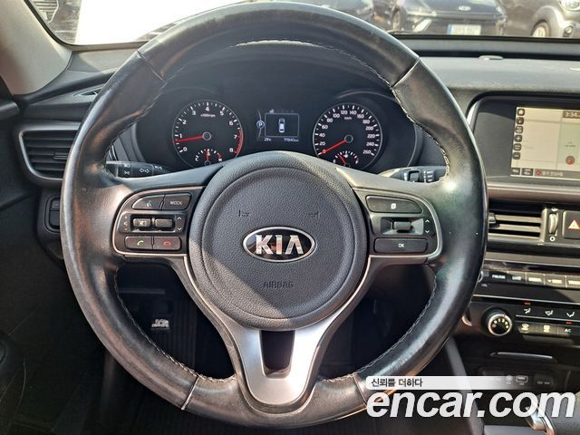 Kia K5 2017 — photo 14
