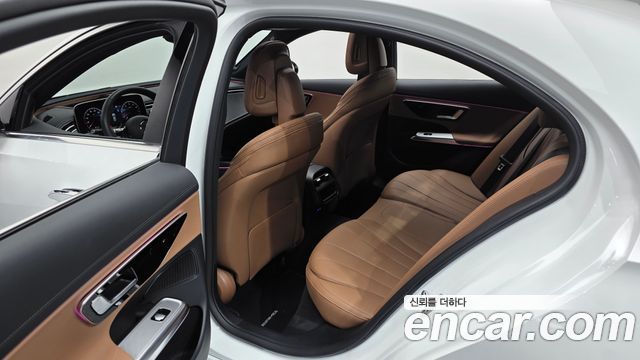 Mercedes-Benz E-Class 2026 — photo 25