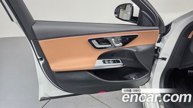 Mercedes-Benz E-Class 2026 — photo 14