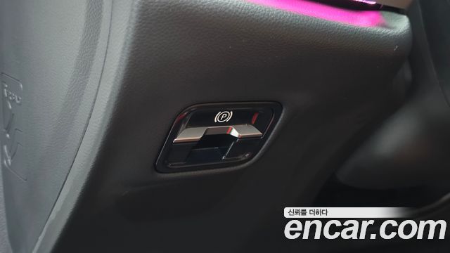 Mercedes-Benz E-Class 2026 — photo 27
