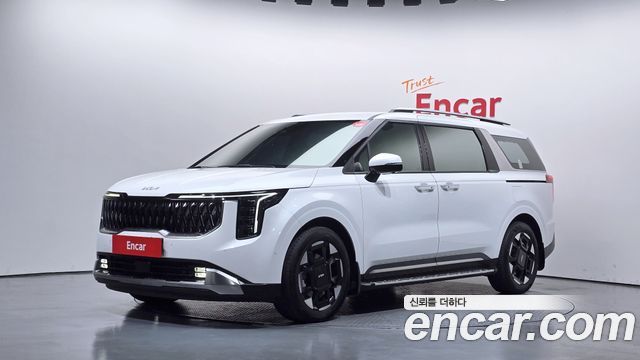 Kia Canival 2025 — photo 1