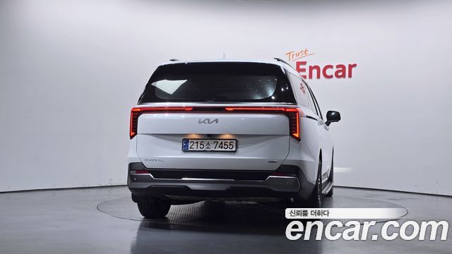 Kia Canival 2025 — photo 4