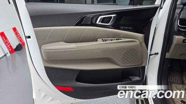 Kia Canival 2025 — photo 14