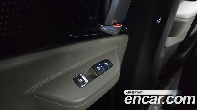 Kia Canival 2025 — photo 30