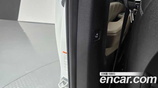 Kia Canival 2025 — photo 31