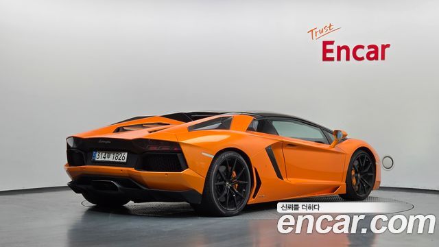 Lamborghini Aventador 2016 — photo 2