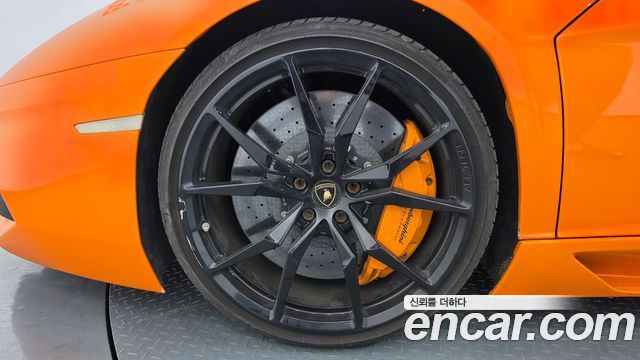 Lamborghini Aventador 2016 — photo 5