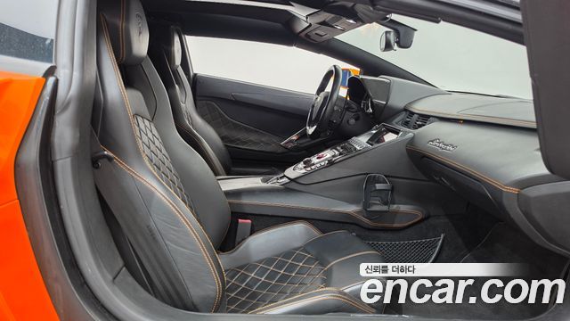 Lamborghini Aventador 2016 — photo 10