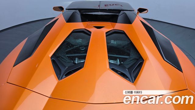 Lamborghini Aventador 2016 — photo 19