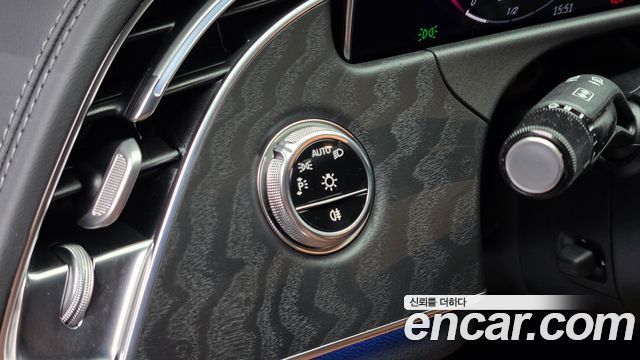 Mercedes-Benz E-Class 2026 — photo 28