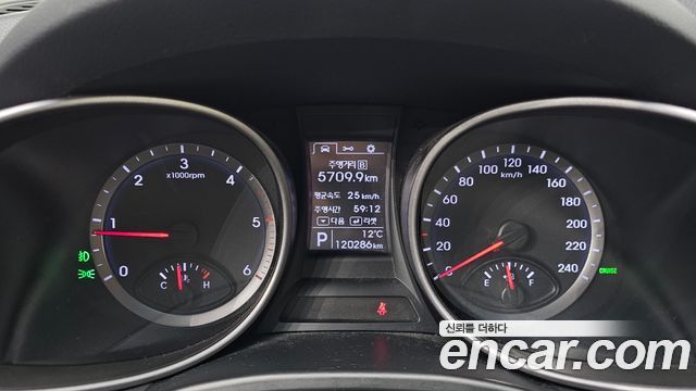 Hyundai Maxcruz 2016 — photo 8
