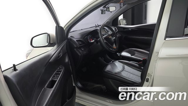 Chevrolet Korea Spark 2017 — photo 13