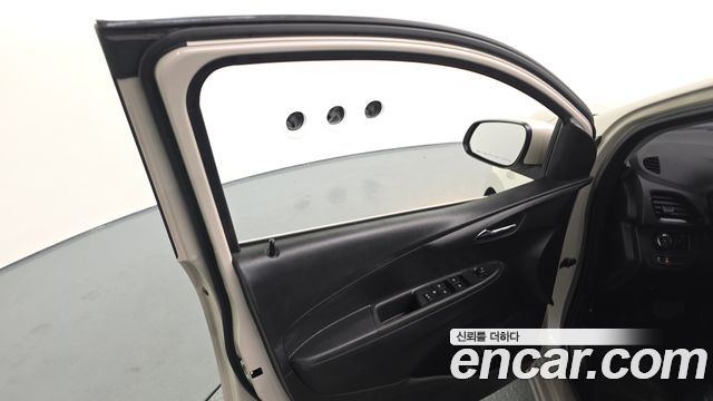 Chevrolet Korea Spark 2017 — photo 14