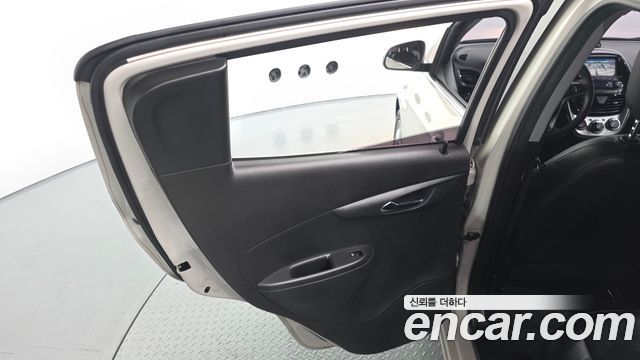 Chevrolet Korea Spark 2017 — photo 15