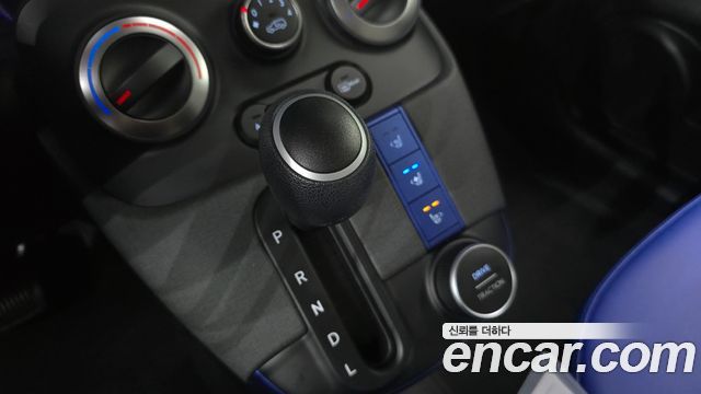 Hyundai Casper 2022 — photo 12