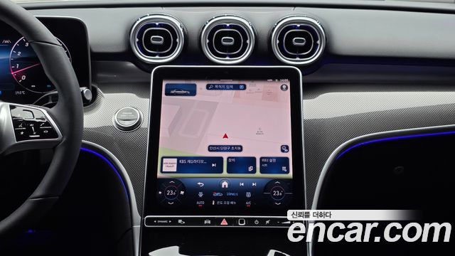 Mercedes-Benz C-Class 2026 — photo 18