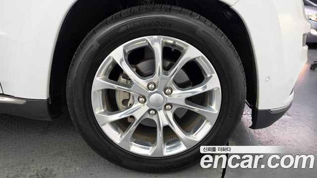 Jeep Cherokee 2020 — photo 5