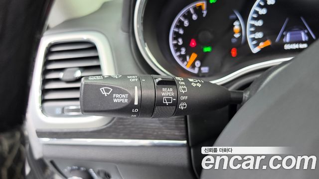 Jeep Cherokee 2020 — photo 29