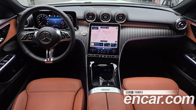 Mercedes-Benz C-Class 2026 — photo 10