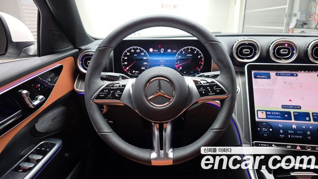 Mercedes-Benz C-Class 2026 — photo 19
