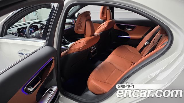 Mercedes-Benz C-Class 2026 — photo 25