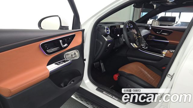 Mercedes-Benz GLC-Class 2025 — photo 10