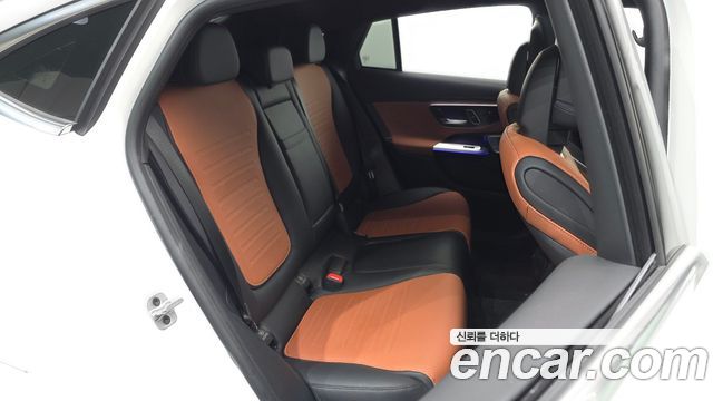 Mercedes-Benz GLC-Class 2025 — photo 11
