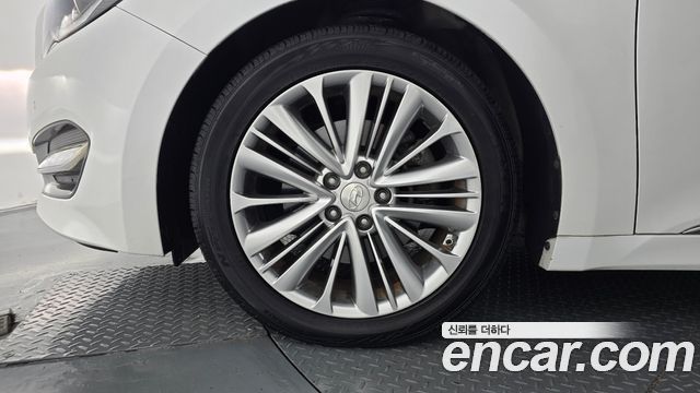 Hyundai Aslan 2015 — photo 5