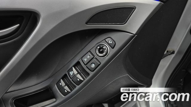 Hyundai AVANTE 2016 — photo 23