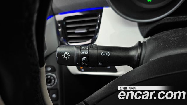 Hyundai AVANTE 2016 — photo 24