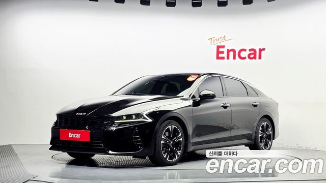 Kia K5 2023 — photo 1