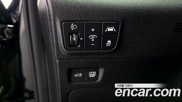 Kia K5 2023 — photo 25