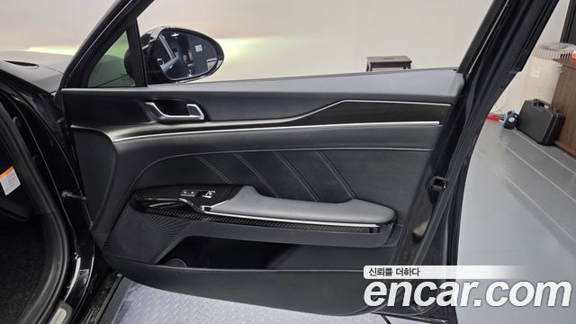 Kia K5 2023 — photo 14