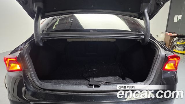 Kia K5 2023 — photo 33