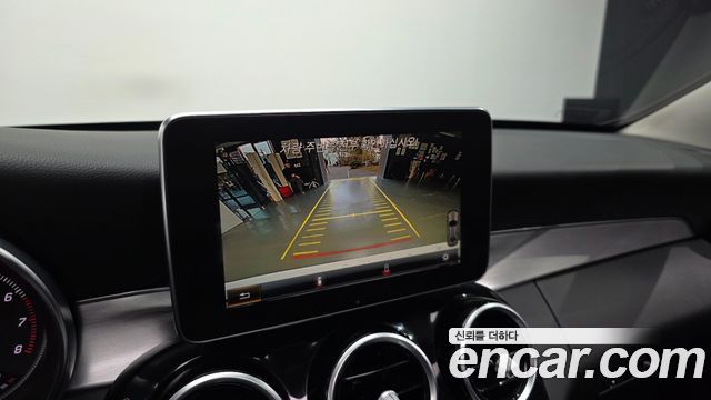 Mercedes-Benz C-Class 2018 — photo 22