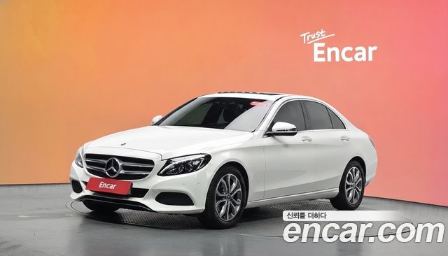Mercedes-Benz C-Class 2018 — photo 1
