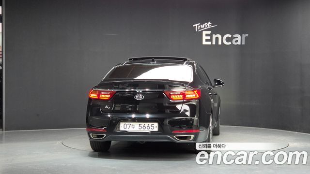 Kia K7 2017 — photo 4