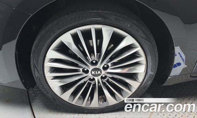 Kia K7 2017 — photo 5