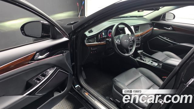Kia K7 2017 — photo 13