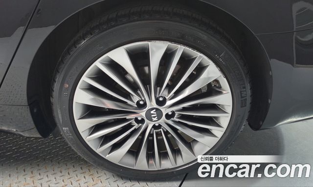 Kia K7 2017 — photo 7
