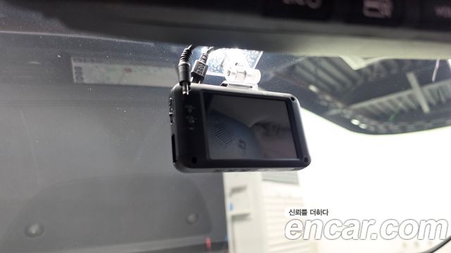 Kia K7 2017 — photo 31