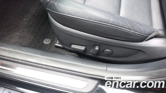 Kia K7 2017 — photo 32