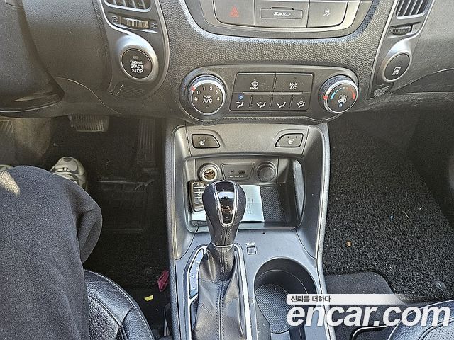Hyundai Tucson 2015 — photo 9