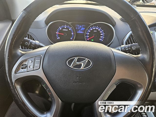 Hyundai Tucson 2015 — photo 12