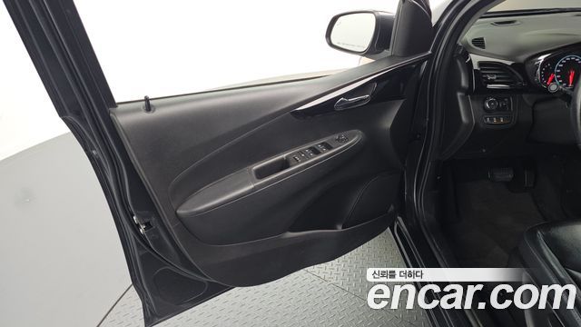 Chevrolet Korea Spark 2017 — photo 14