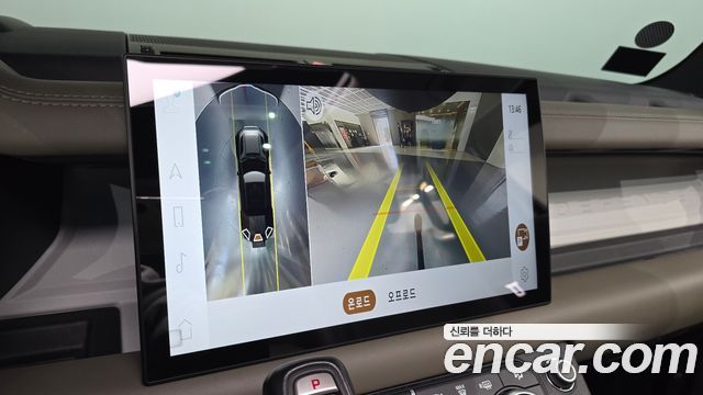 Land Rover Defender 2022 — photo 21