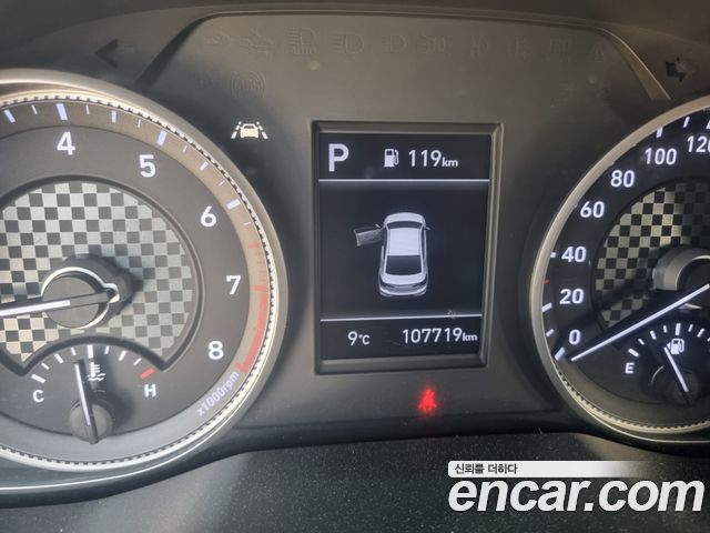 Hyundai AVANTE 2020 — photo 13
