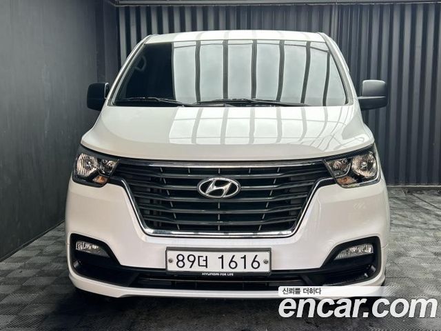 Hyundai Starex 2019 — photo 2