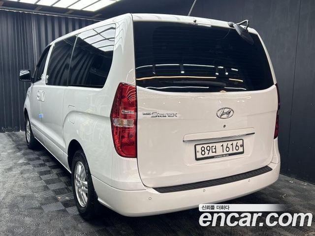 Hyundai Starex 2019 — photo 4
