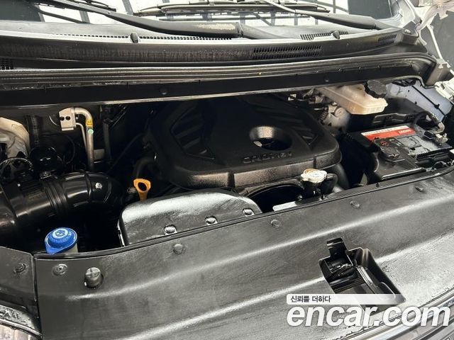 Hyundai Starex 2019 — photo 12